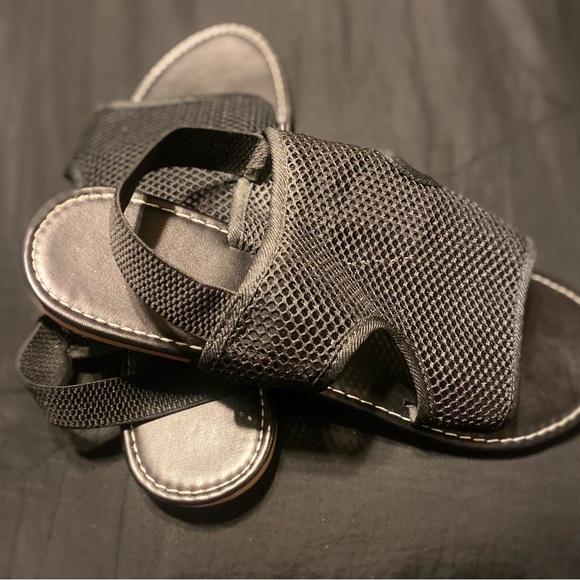 Knit/lace  sandals - Picture 1 of 3